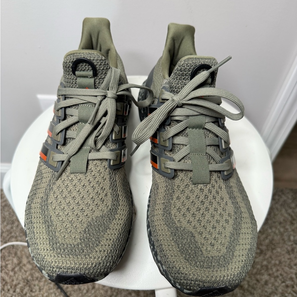 Adidas Mens Ultraboost - Size 9